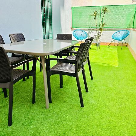La Ibiza Del Pilar Apartment Zaragoza Bagian luar foto