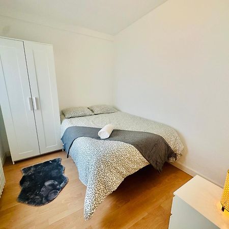 La Ibiza Del Pilar Apartment Zaragoza Bagian luar foto