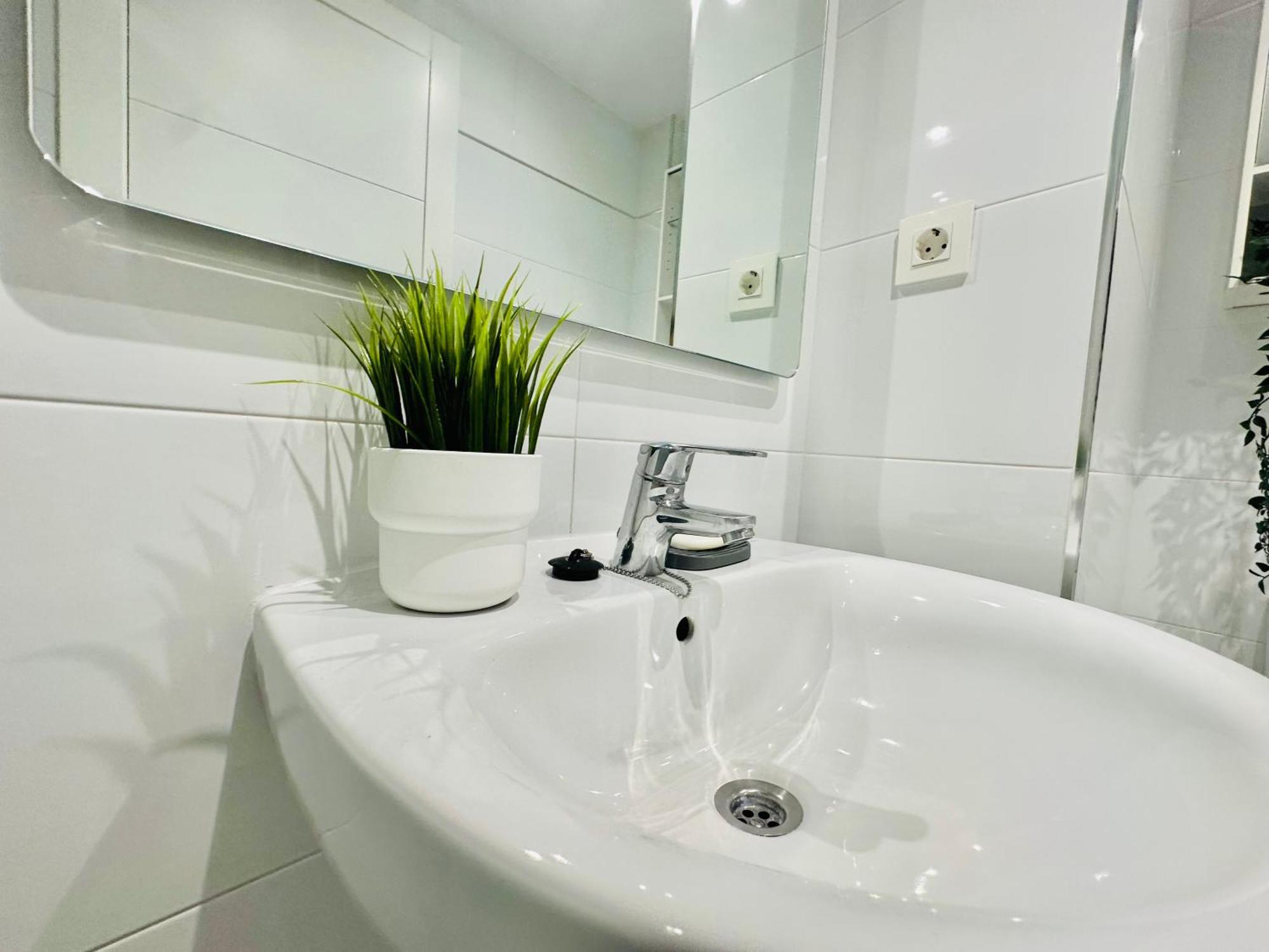 La Ibiza Del Pilar Apartment Zaragoza Bagian luar foto