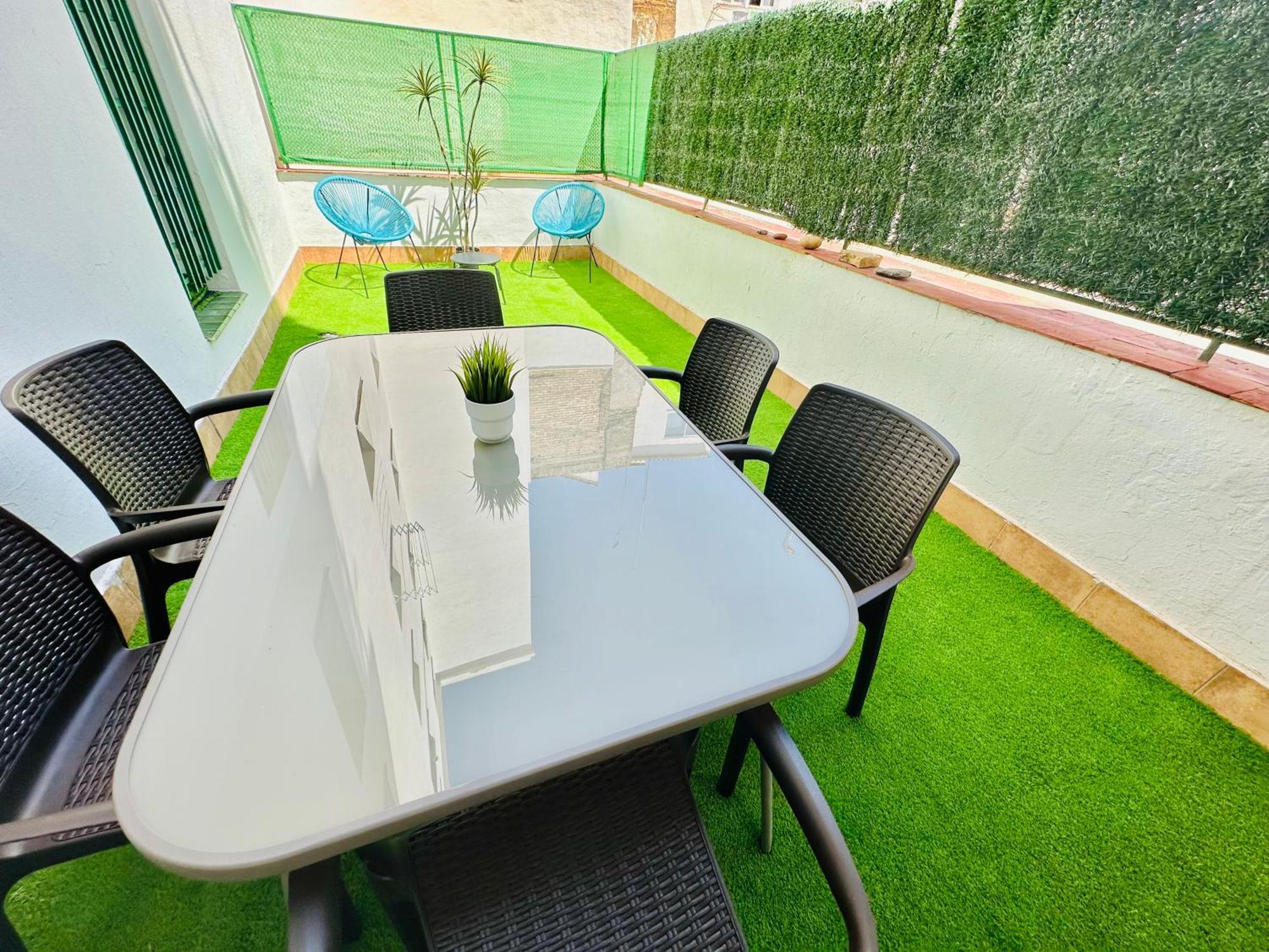 La Ibiza Del Pilar Apartment Zaragoza Bagian luar foto
