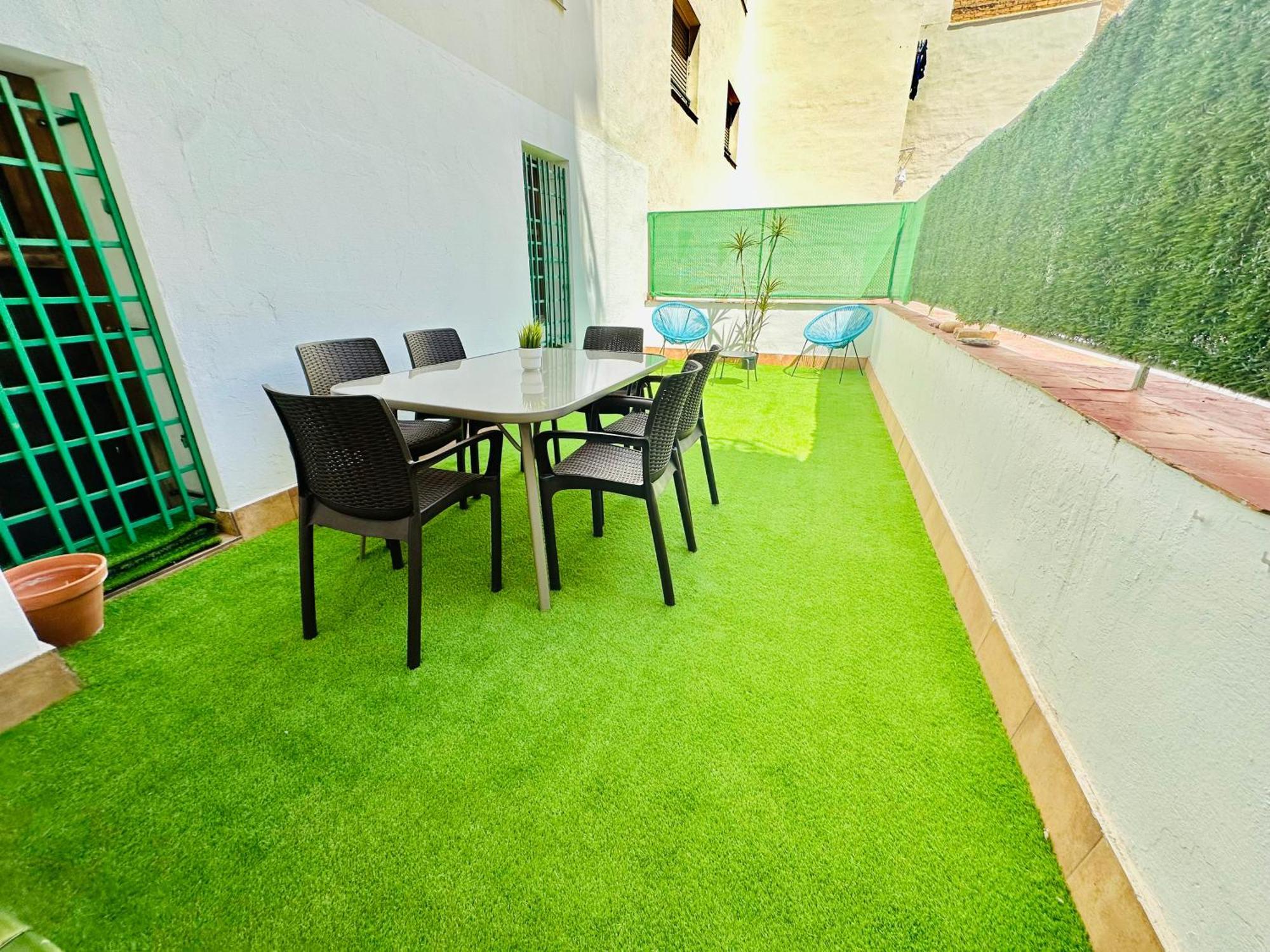 La Ibiza Del Pilar Apartment Zaragoza Bagian luar foto